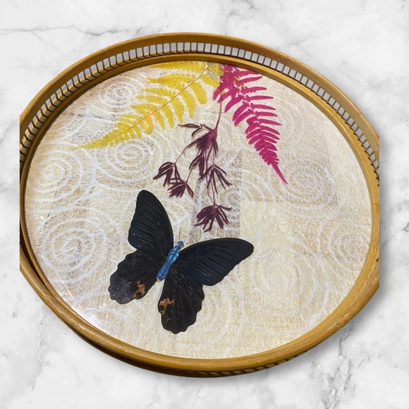 Made
In Taiwan like
New
Glass bamboo tray - Picture 1 of 6